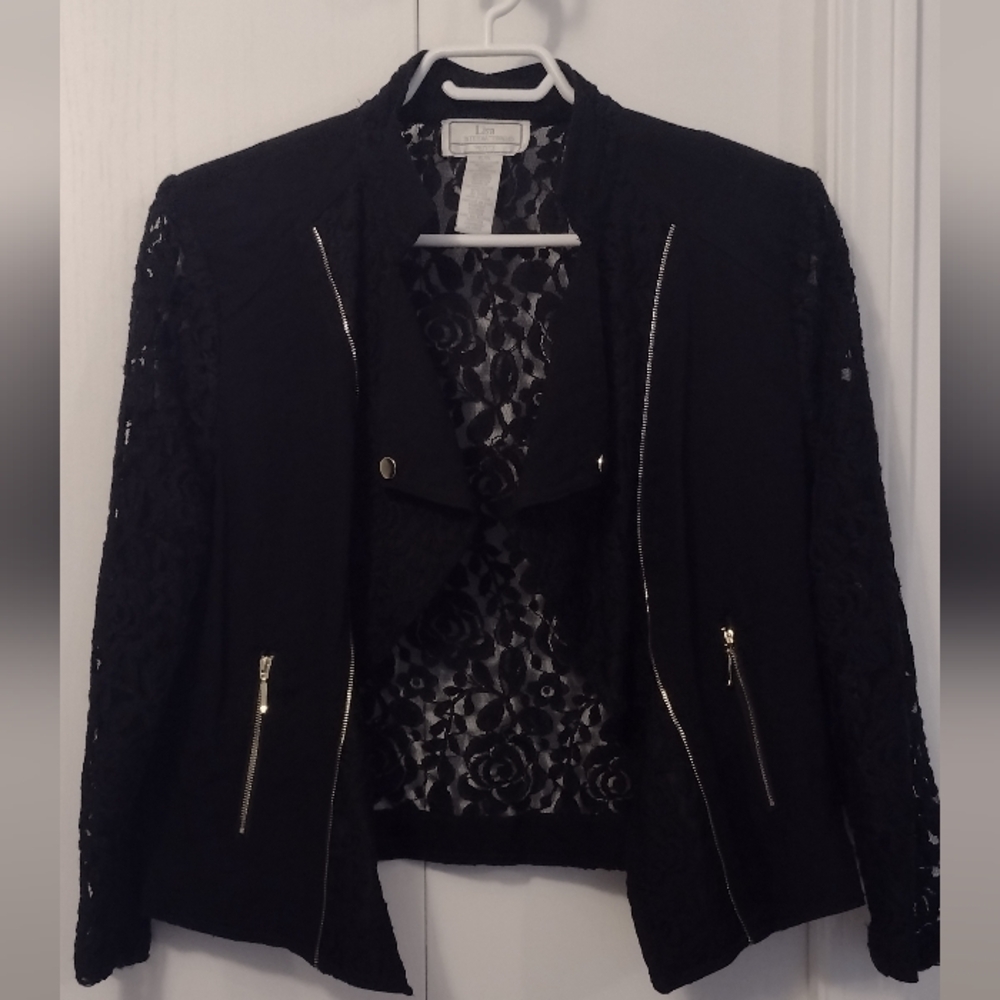 Lisa International black lace jacket ptp 20"